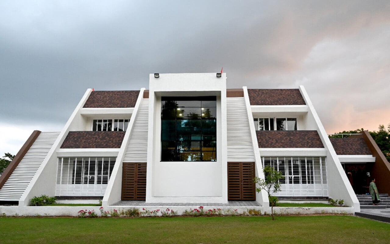 RETREAT BUNGLOW AT WAKESHWAR, NAGPUR