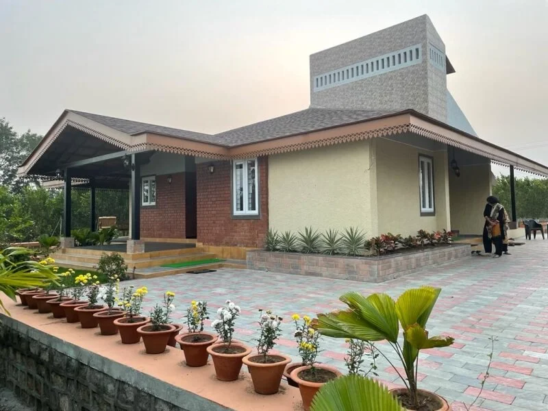 FARMHOUSE AT NIMJI