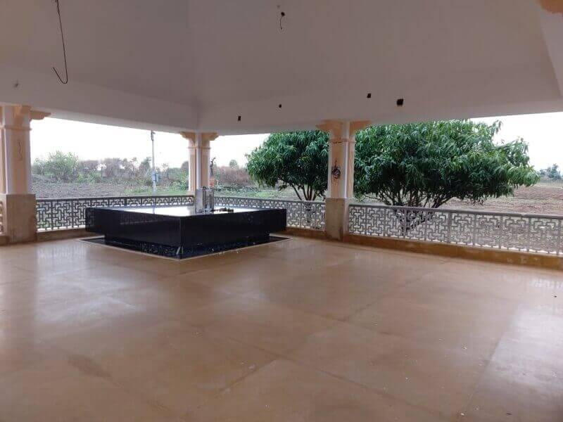 SAMADHI AT KRISHNAGIRI TEMPLE COMPLEX AT WARDHA