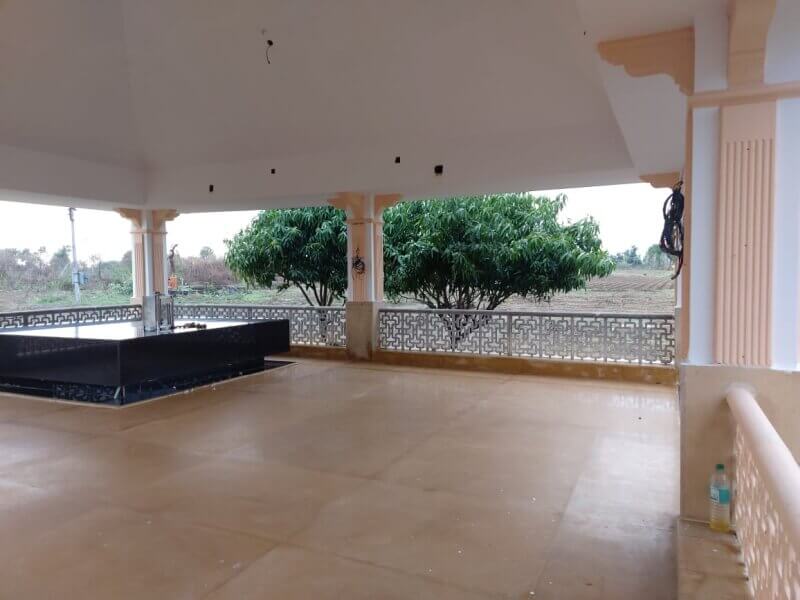 SAMADHI AT KRISHNAGIRI TEMPLE COMPLEX AT WARDHA